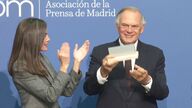 Pedro Piqueras galardonado con el premio APM al Mejor Periodista del Año 2023