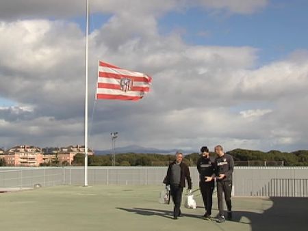 Atlético de Madrid: El Atlético se suma al luto: la bandera del Wanda  lucirá a media asta