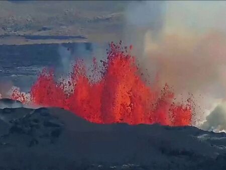 El Volc N De Grindavik Vuelve A Entrar En Erupci N