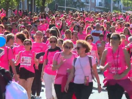 Una Marea Rosa Invade Madrid En La Carrera De La Mujer